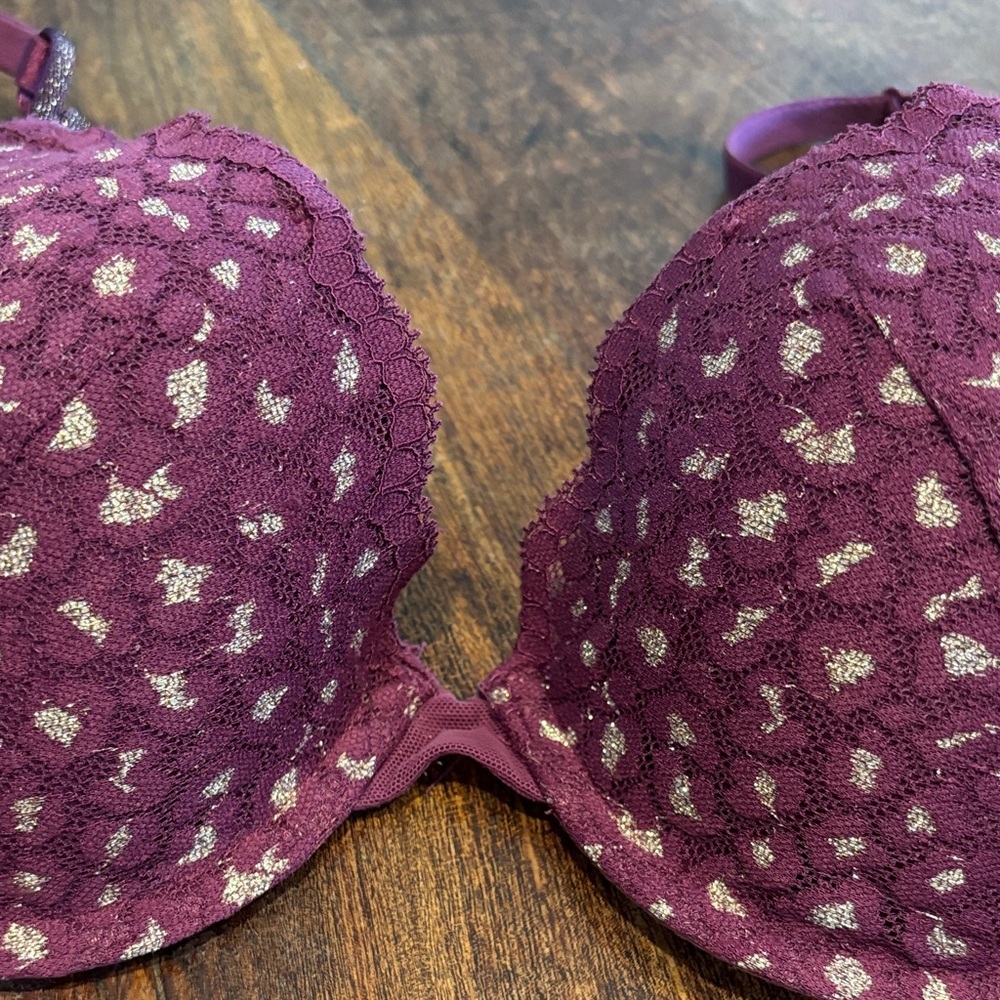 Victoria's Secret, purple and gold Bra - Picture 2 of 13